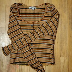 Long sleeved striped crop top